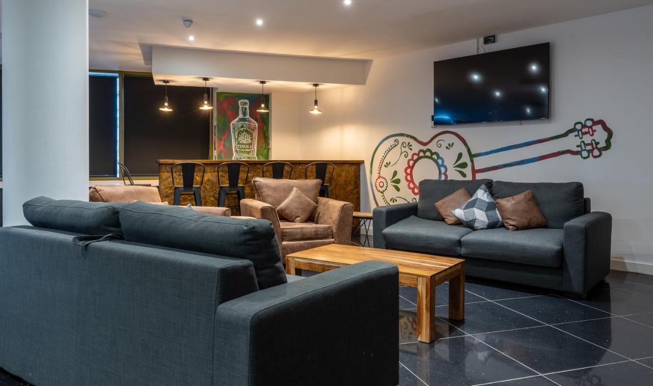 The Bling Hotel By Ustay Aparthotels Liverpool Exterior foto
